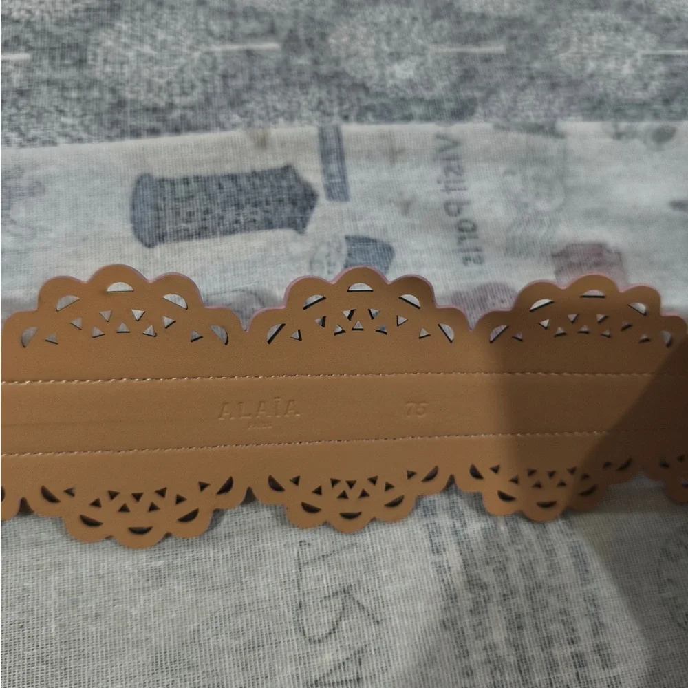 Alaia alaïa scalloped